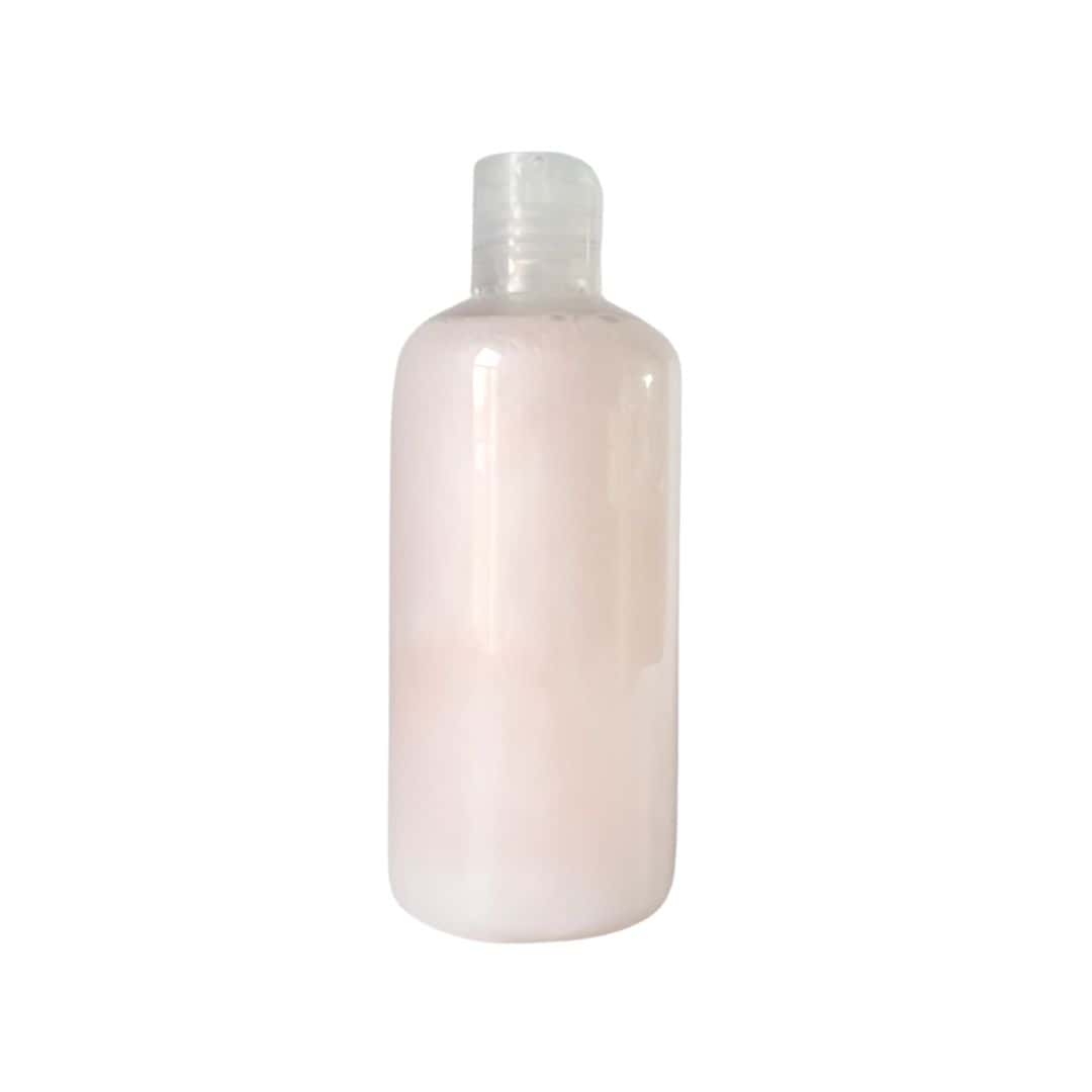 🌿 Intense Hydrating Shampoo